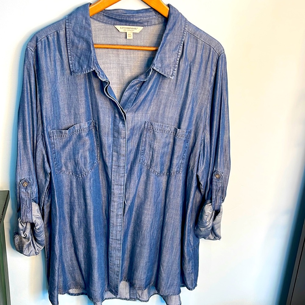 Liverpool XXL long sleeved super soft denim shirt.